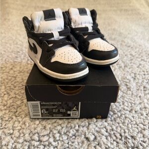 Jordan Toddler Black and White Mid Sneakers
